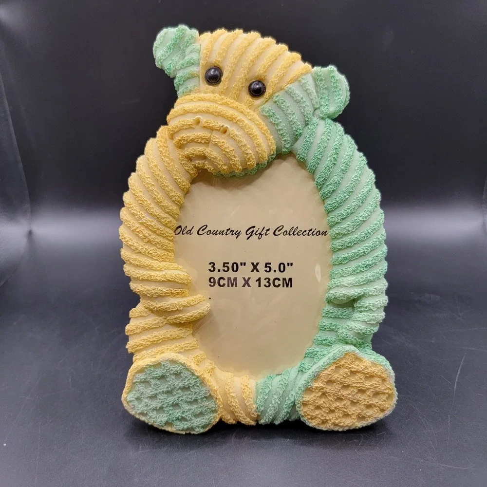 Old Country Gift Collection Green And Brown Bear Picture Frame 3x5